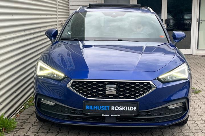 Blå Seat Leon fra 2021