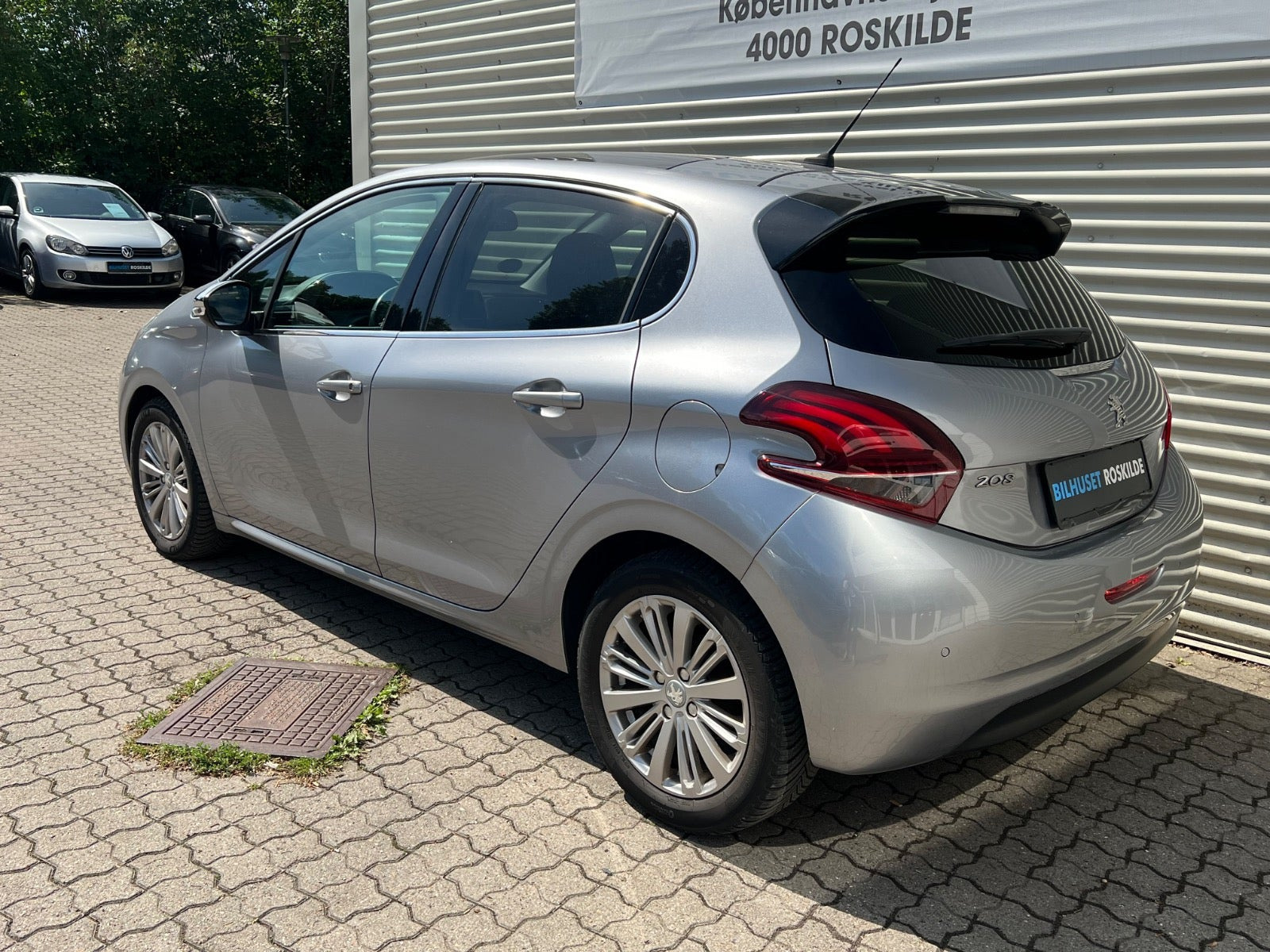 Sølv Peugeot 208 fra 2019