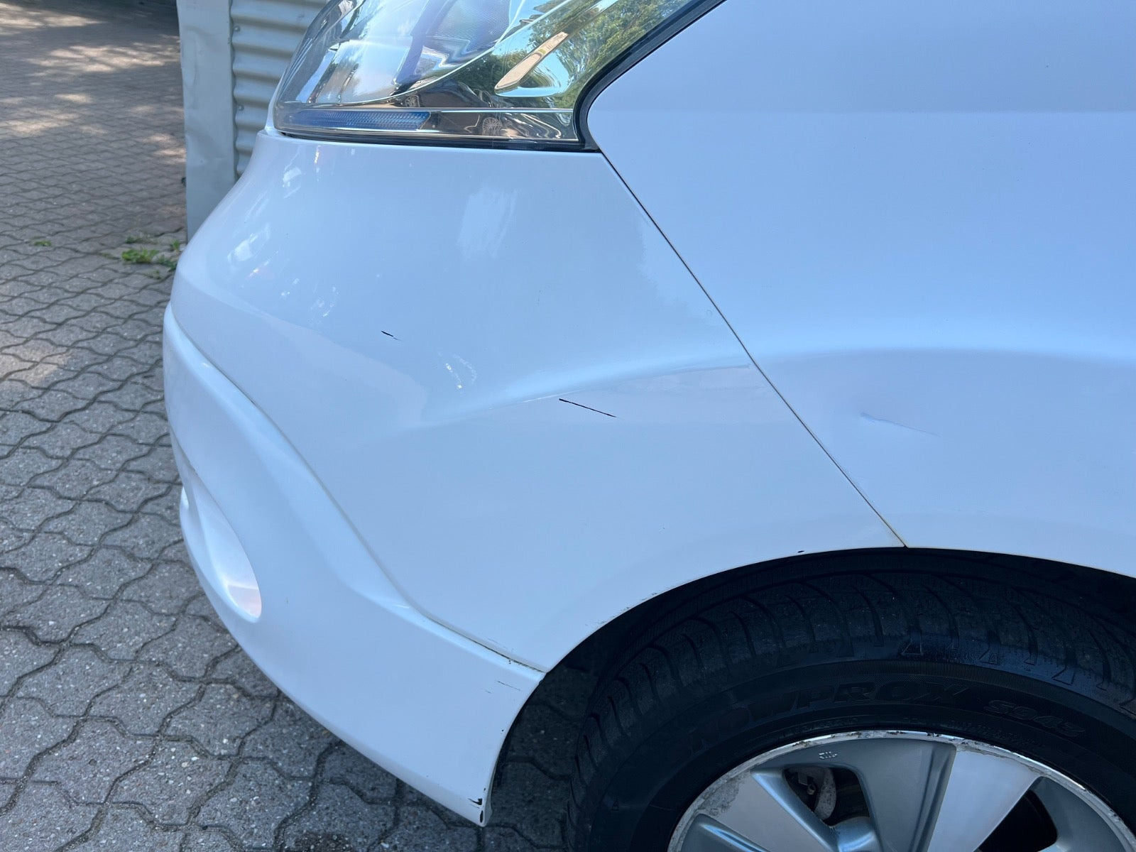 Hvid Nissan e-NV200 fra 2016
