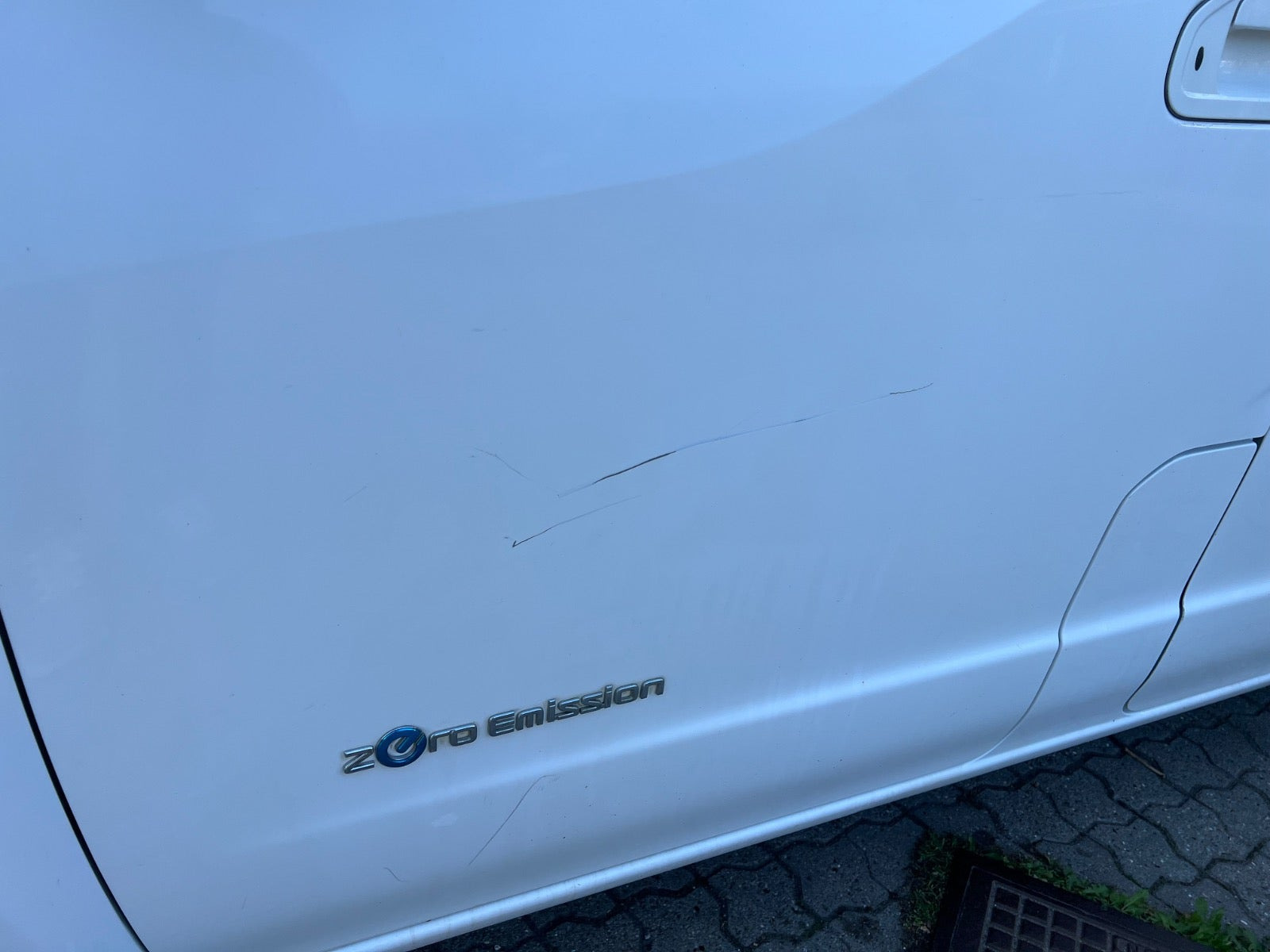 Hvid Nissan e-NV200 fra 2016