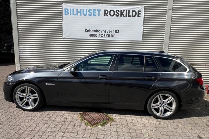 Sort BMW 525d fra 2013