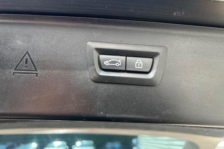 Sort BMW 525d fra 2013