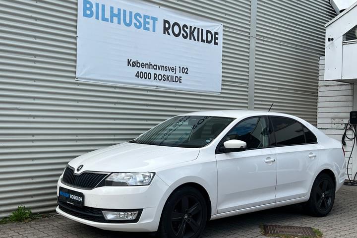 Hvid Skoda Rapid fra 2016