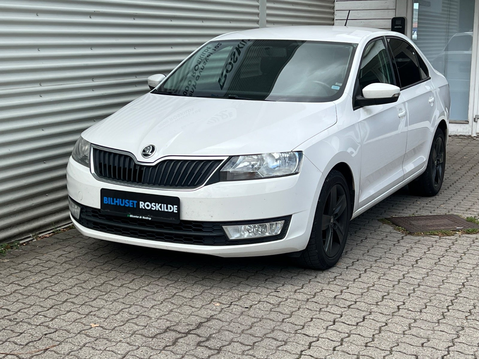 Hvid Skoda Rapid fra 2016