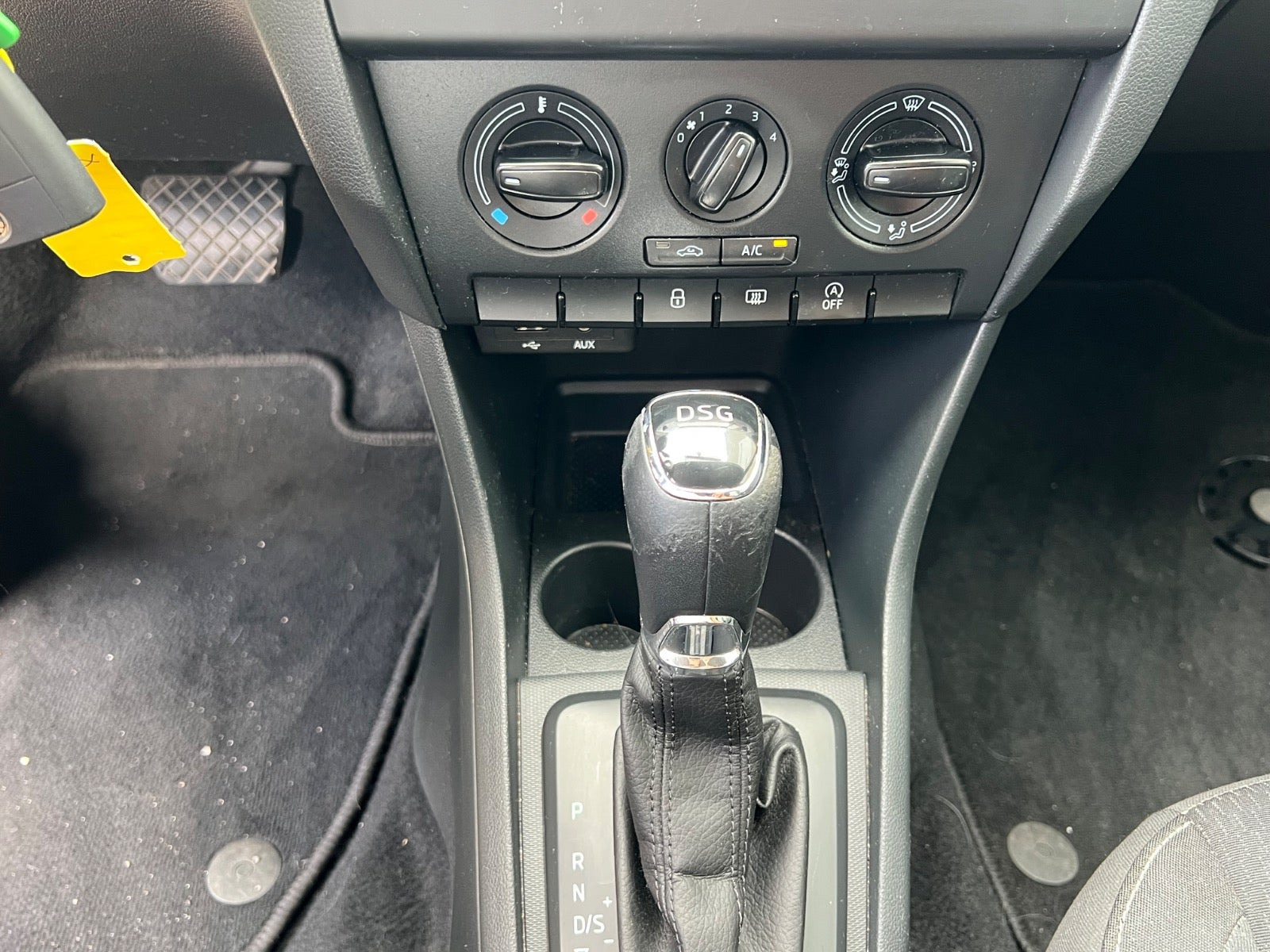 Hvid Skoda Rapid fra 2016