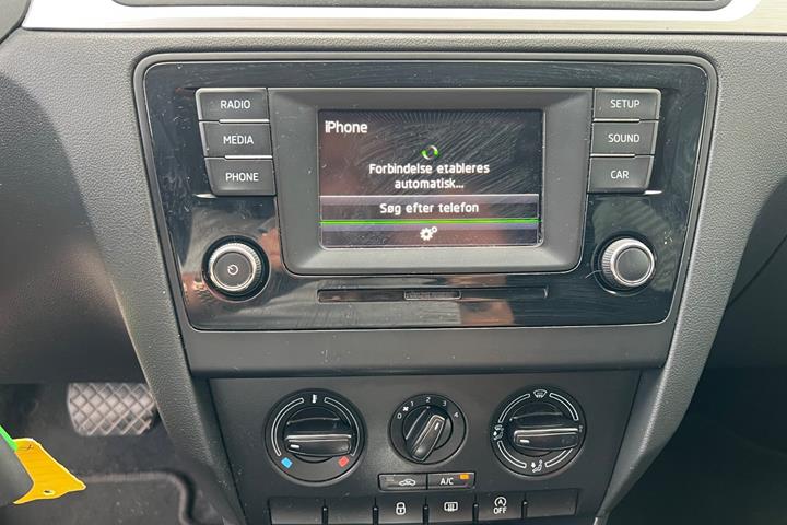 Hvid Skoda Rapid fra 2016