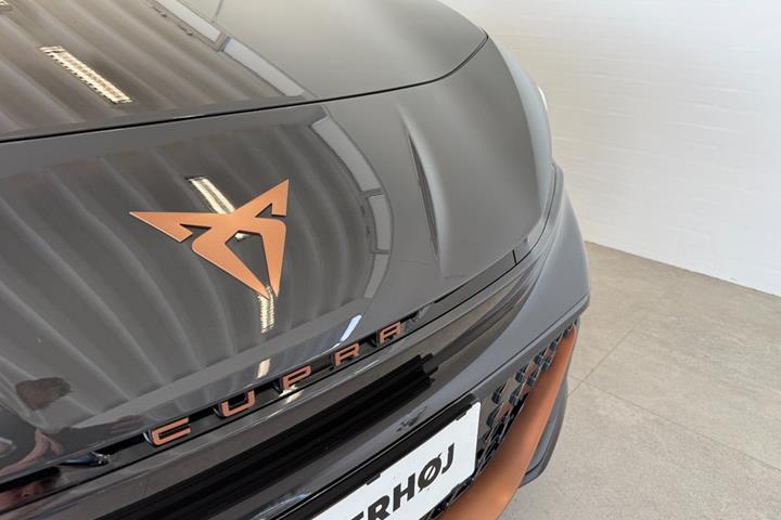 Grå Cupra Born fra 2024