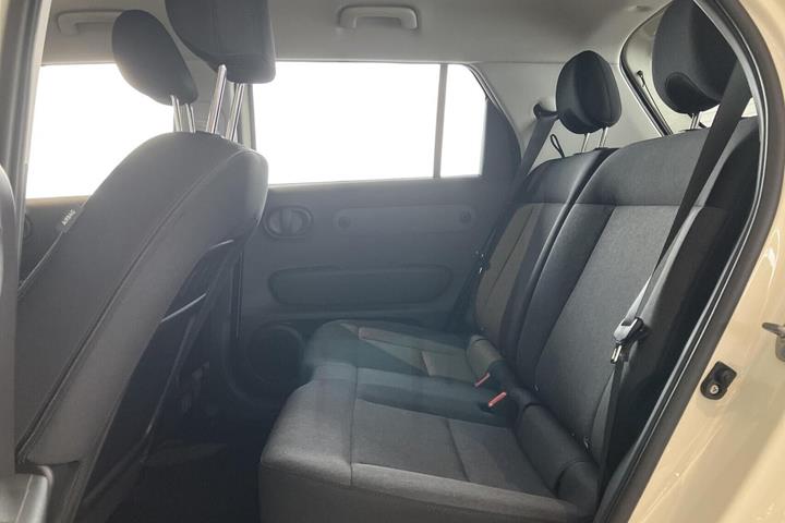Beige Hyundai Inster fra 2026