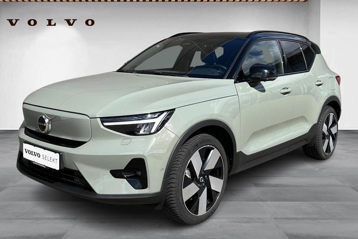 Grøn Volvo XC40 fra 2023
