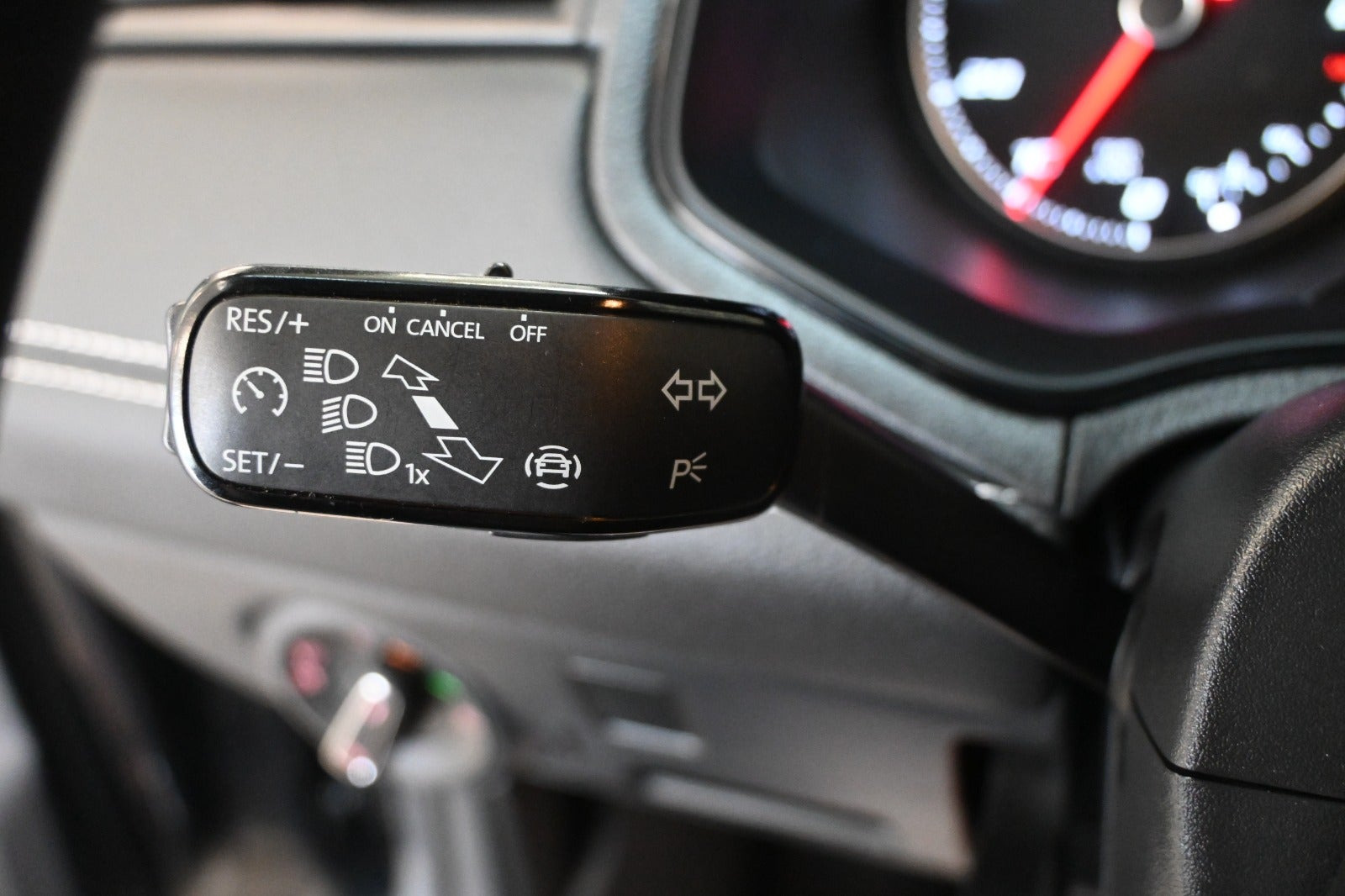 Grå Seat Arona fra 2020