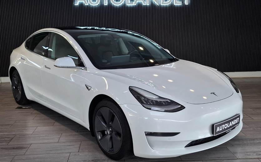 Tesla Model 3 Long Range AWD