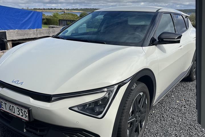 Grå Kia EV6 fra 2026