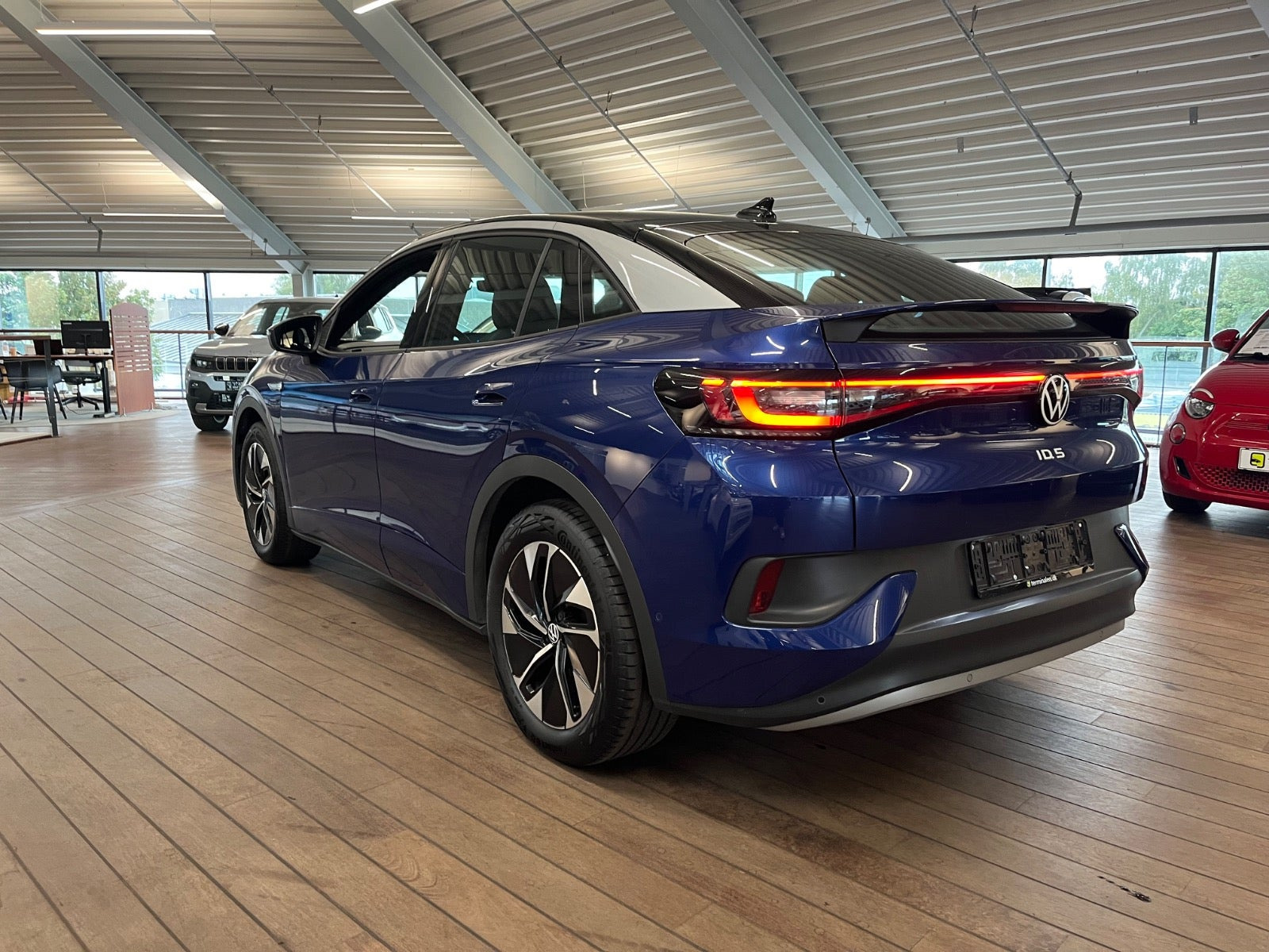 Blå VW ID.5 fra 2023