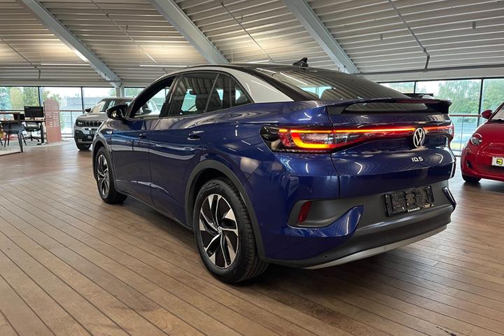 Blå VW ID.5 fra 2023