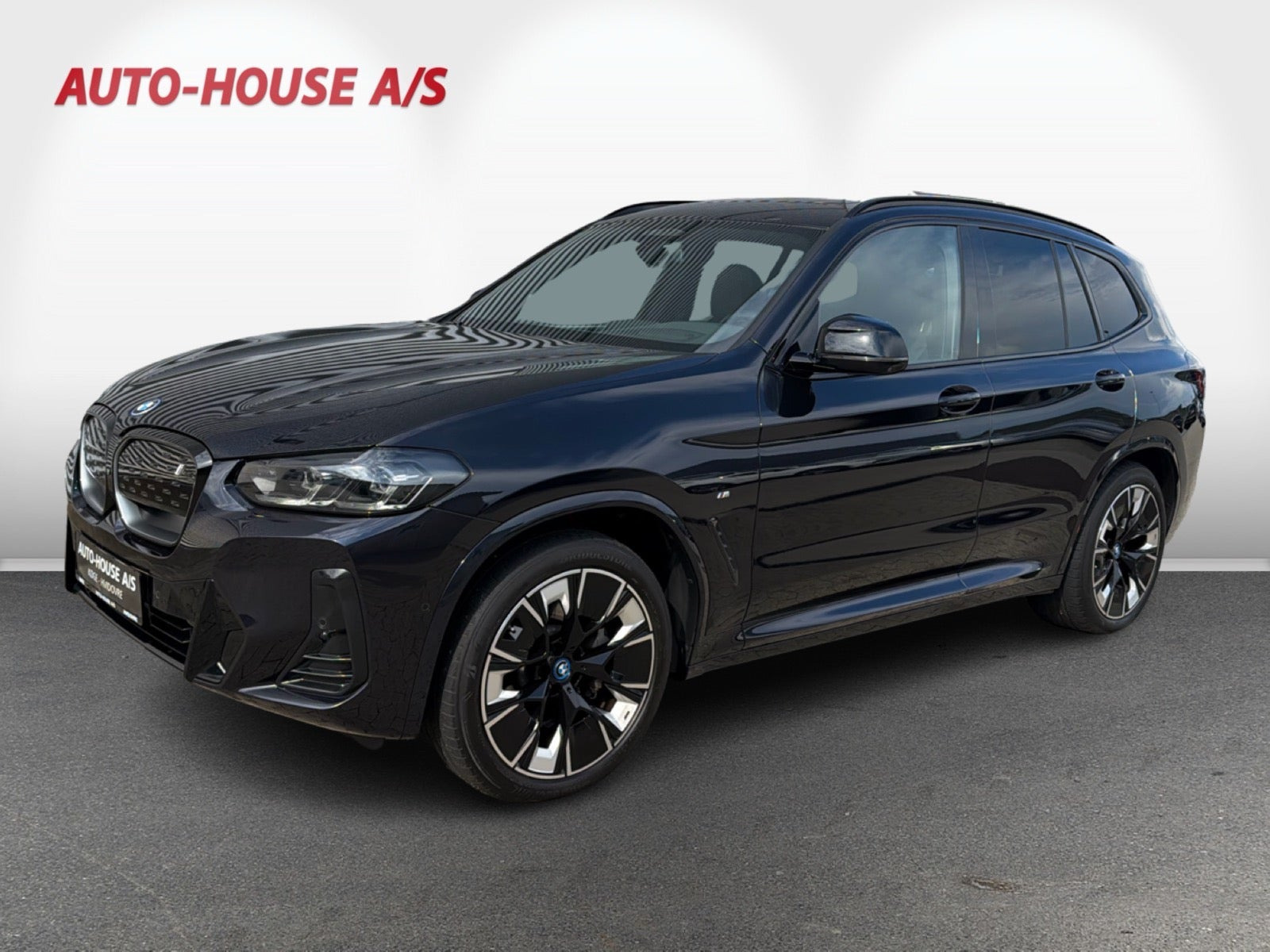 BMW iX3 Charged Plus M-Sport