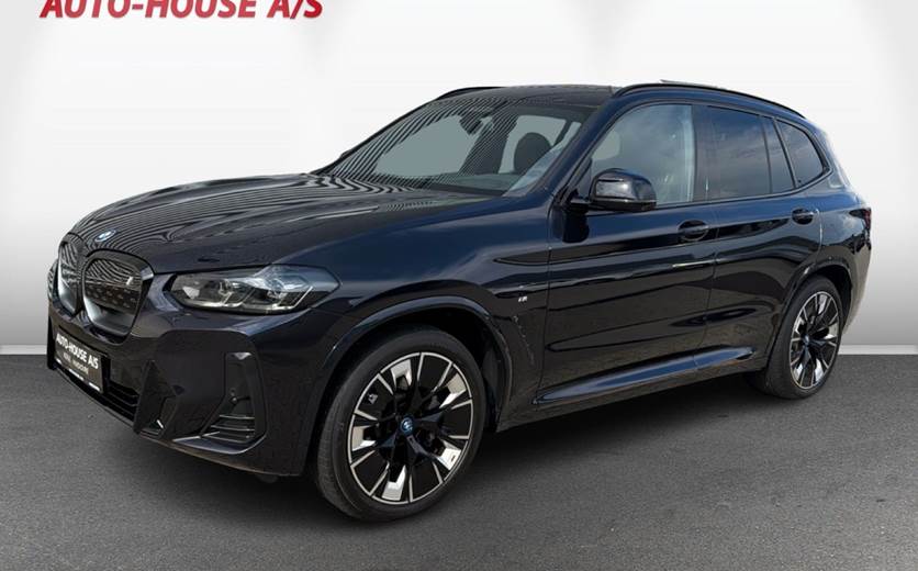 BMW iX3 Charged Plus M-Sport