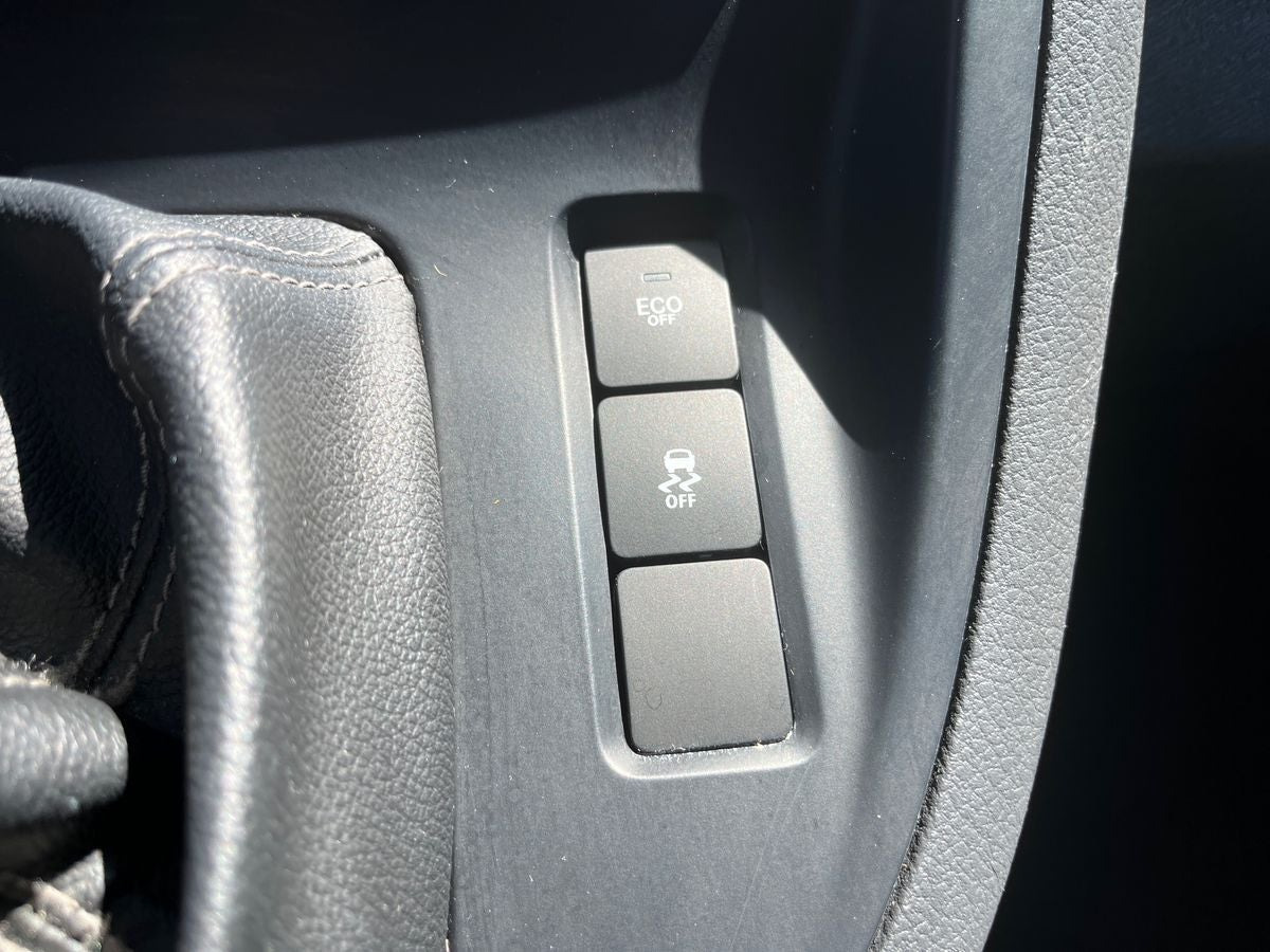 Hvid Mercedes Citan 111 fra 2019 set indefra