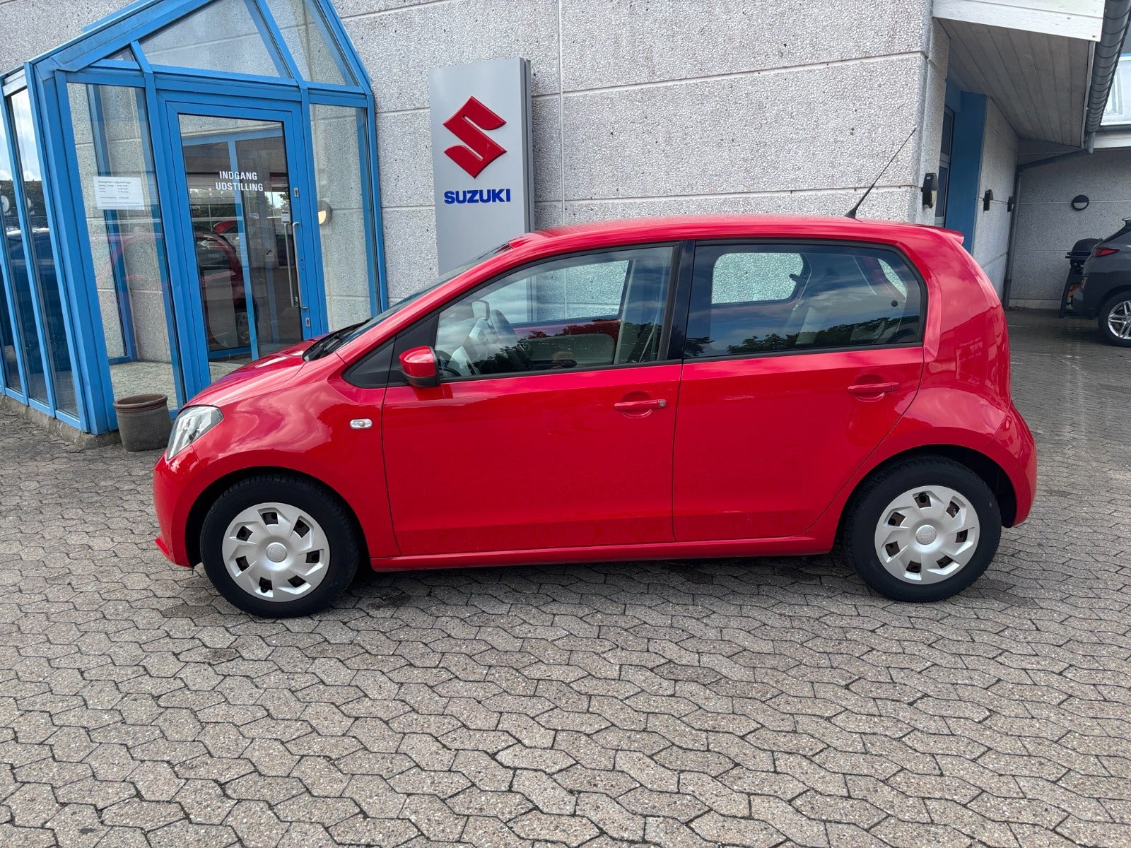 Rød Seat Mii fra 2013