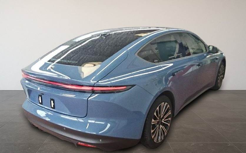 Nio ET5