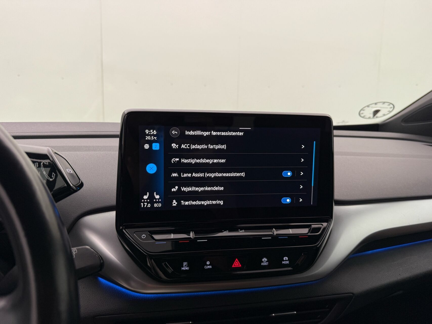 Grå VW ID.4 fra 2021