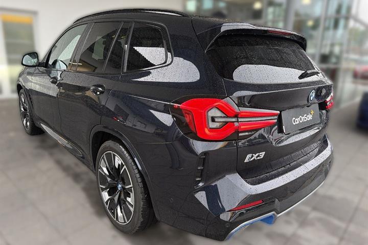 Sort BMW iX3 fra 2023