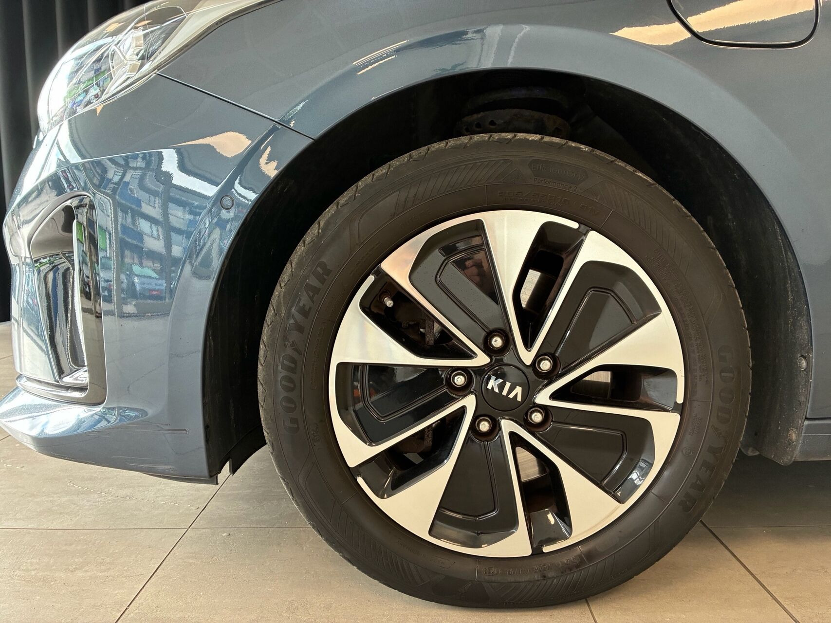 Blå Kia Ceed fra 2021
