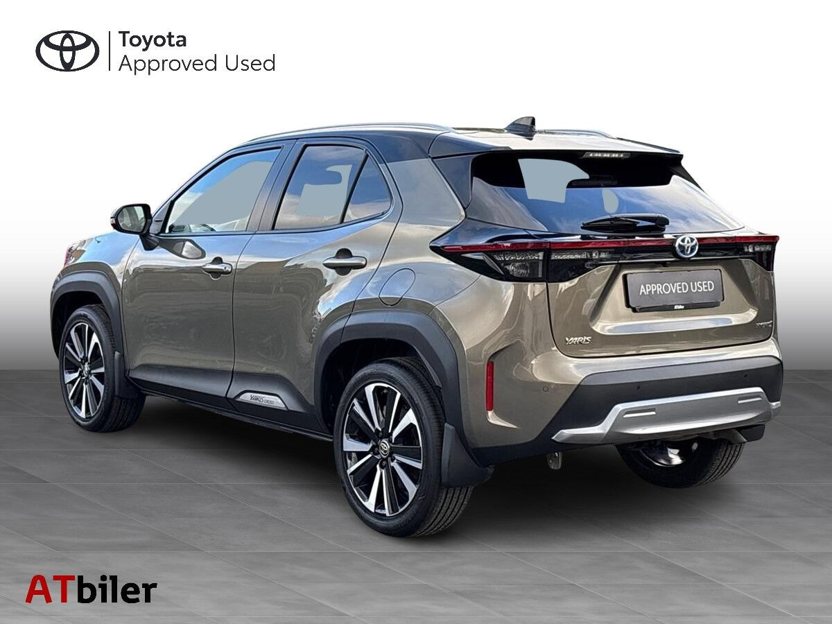 Bronze Toyota Yaris Cross fra 2021