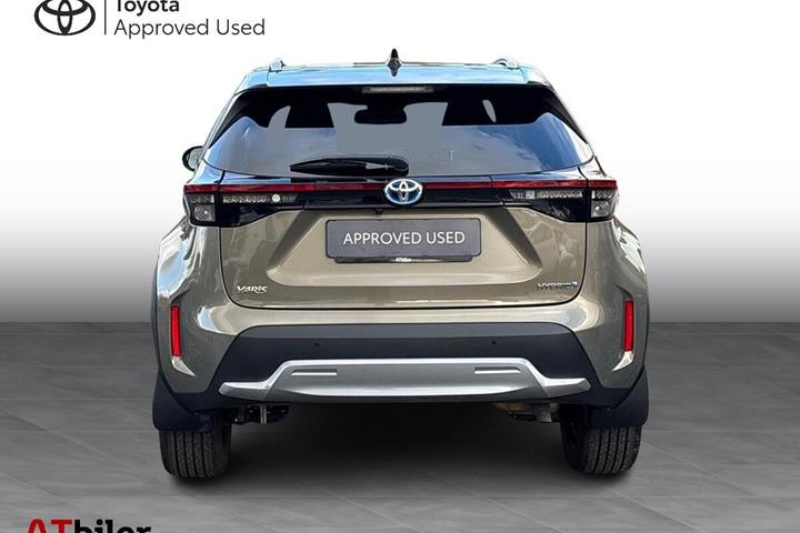 Bronze Toyota Yaris Cross fra 2021