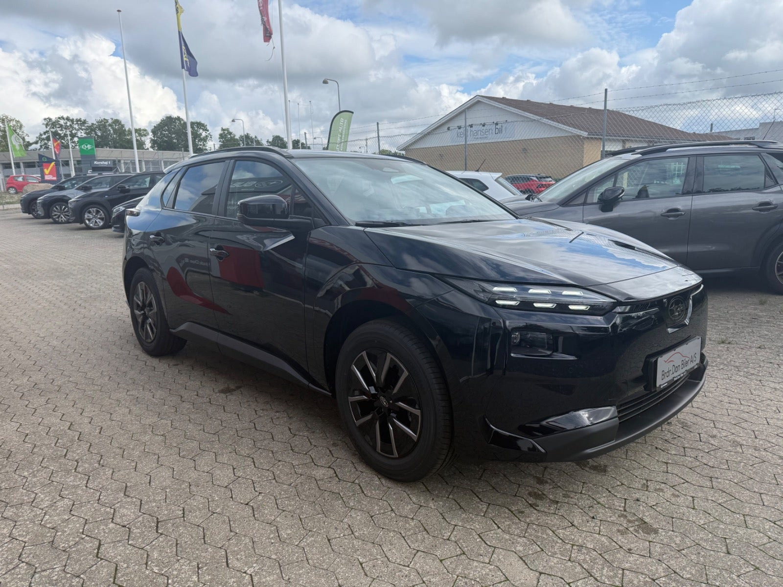 Sort Subaru Solterra fra 2026