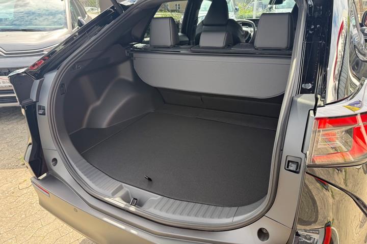 Sort Subaru Solterra fra 2026