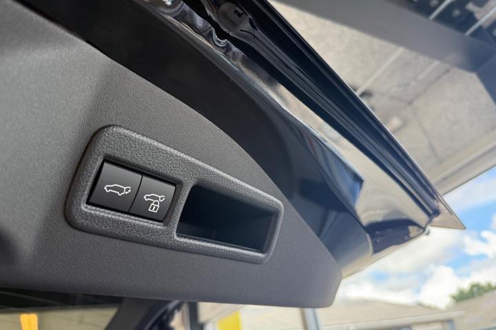 Sort Subaru Solterra fra 2026