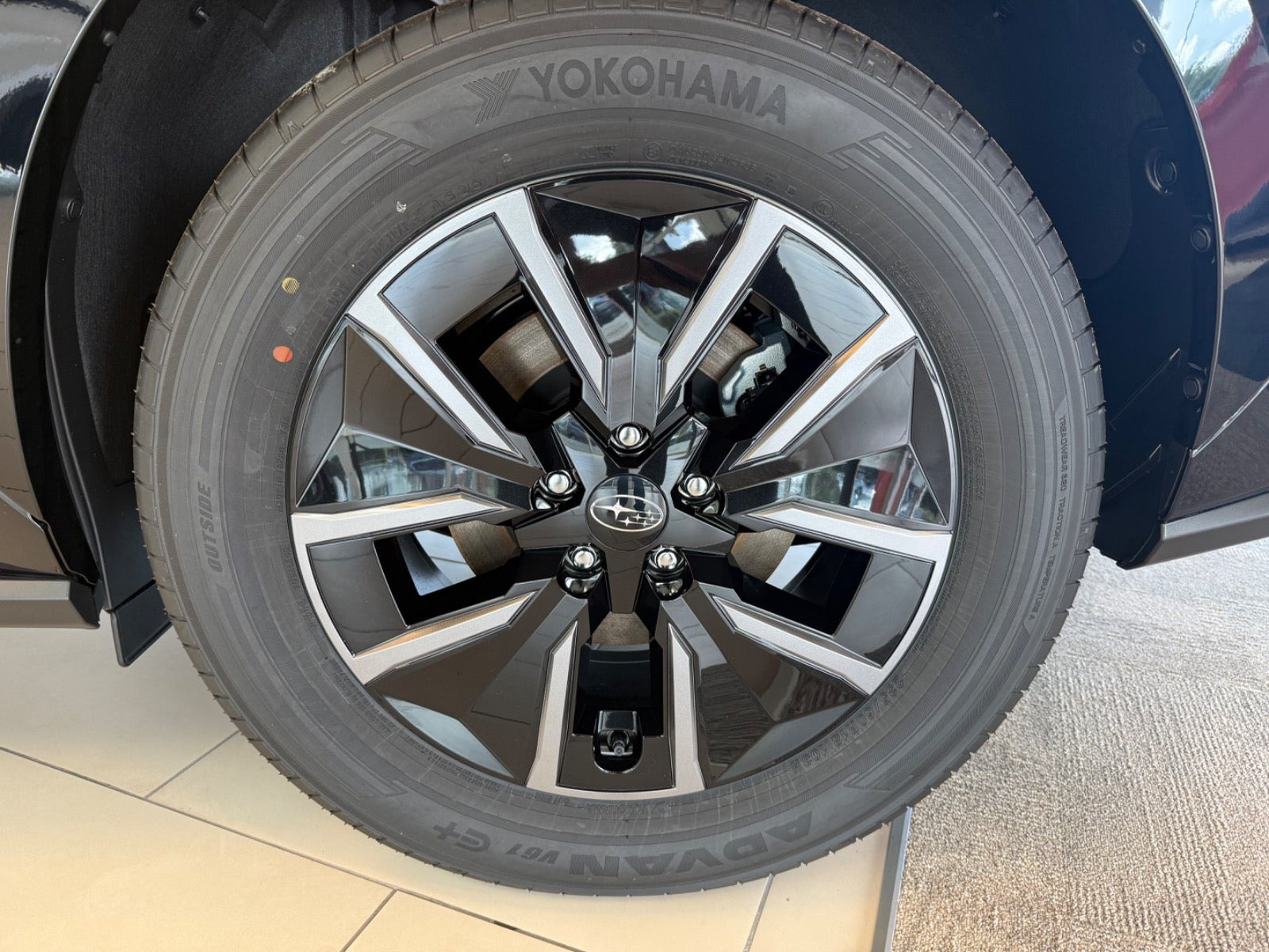 Sort Subaru Solterra fra 2026