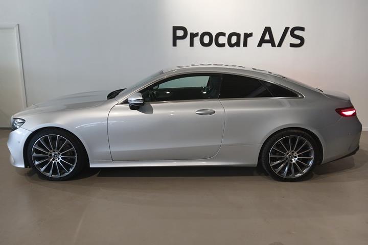 Sølv Mercedes E220 d fra 2017