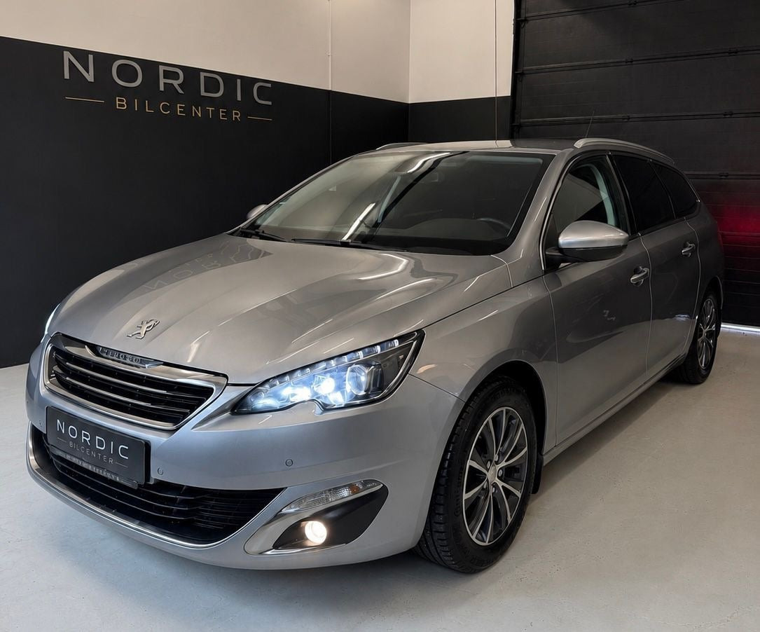Peugeot 308 1,2 e-THP 130 Allure+ SW
