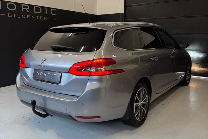 undefined Peugeot 308 fra 2017
