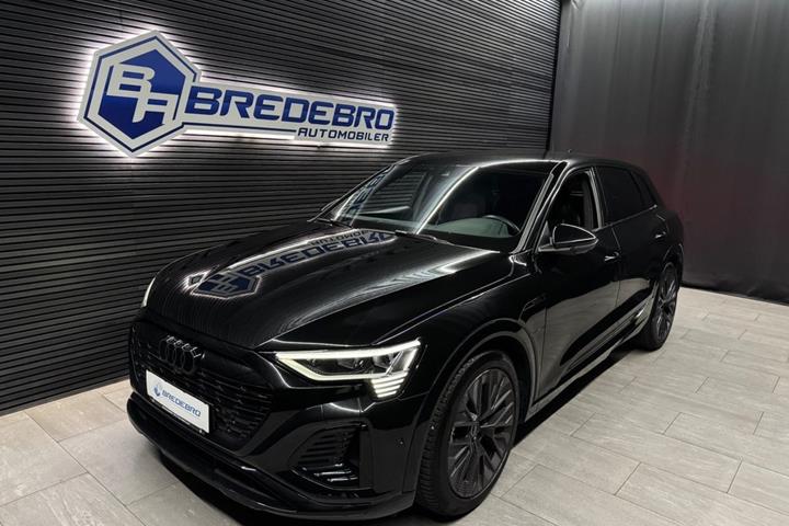 Sort Audi Q8 e-tron fra 2024
