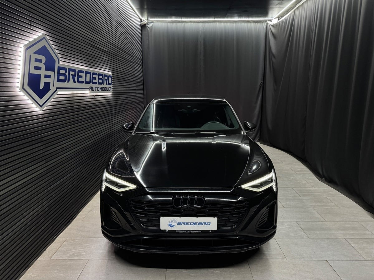 Sort Audi Q8 e-tron fra 2024