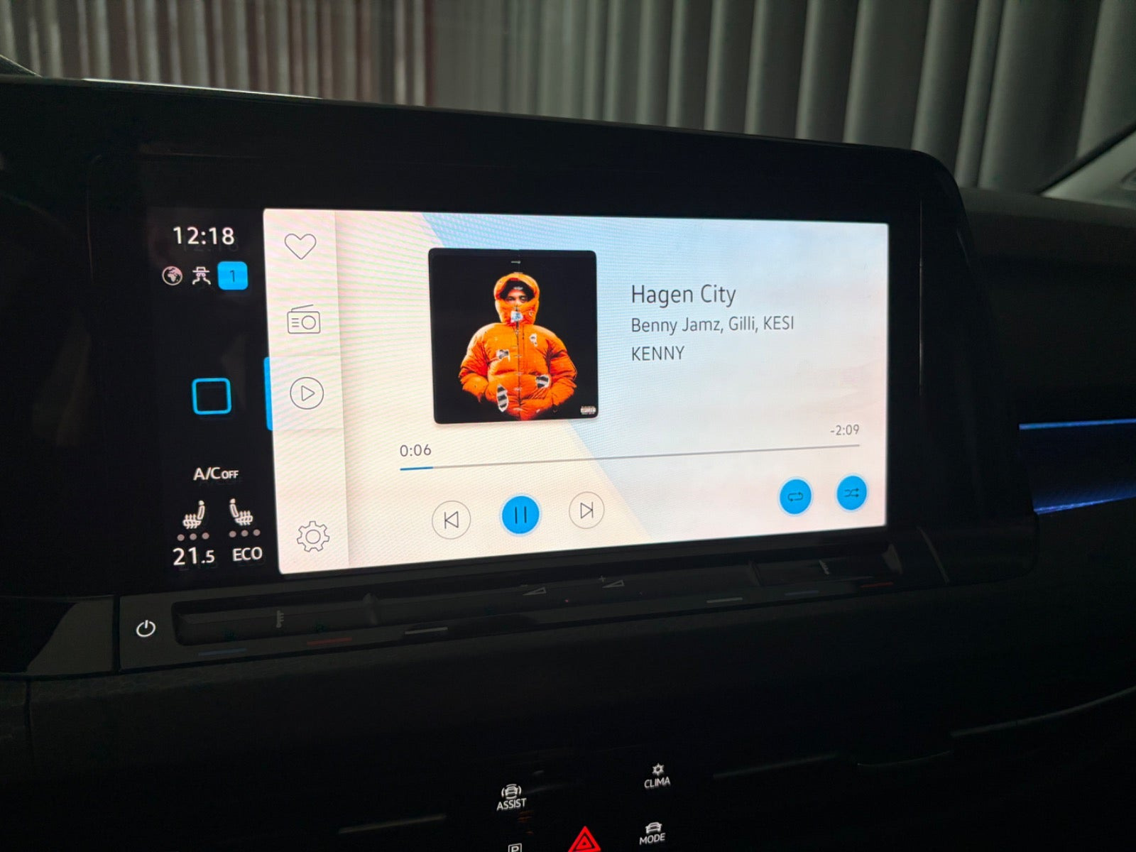 Rød VW Golf VIII fra 2021