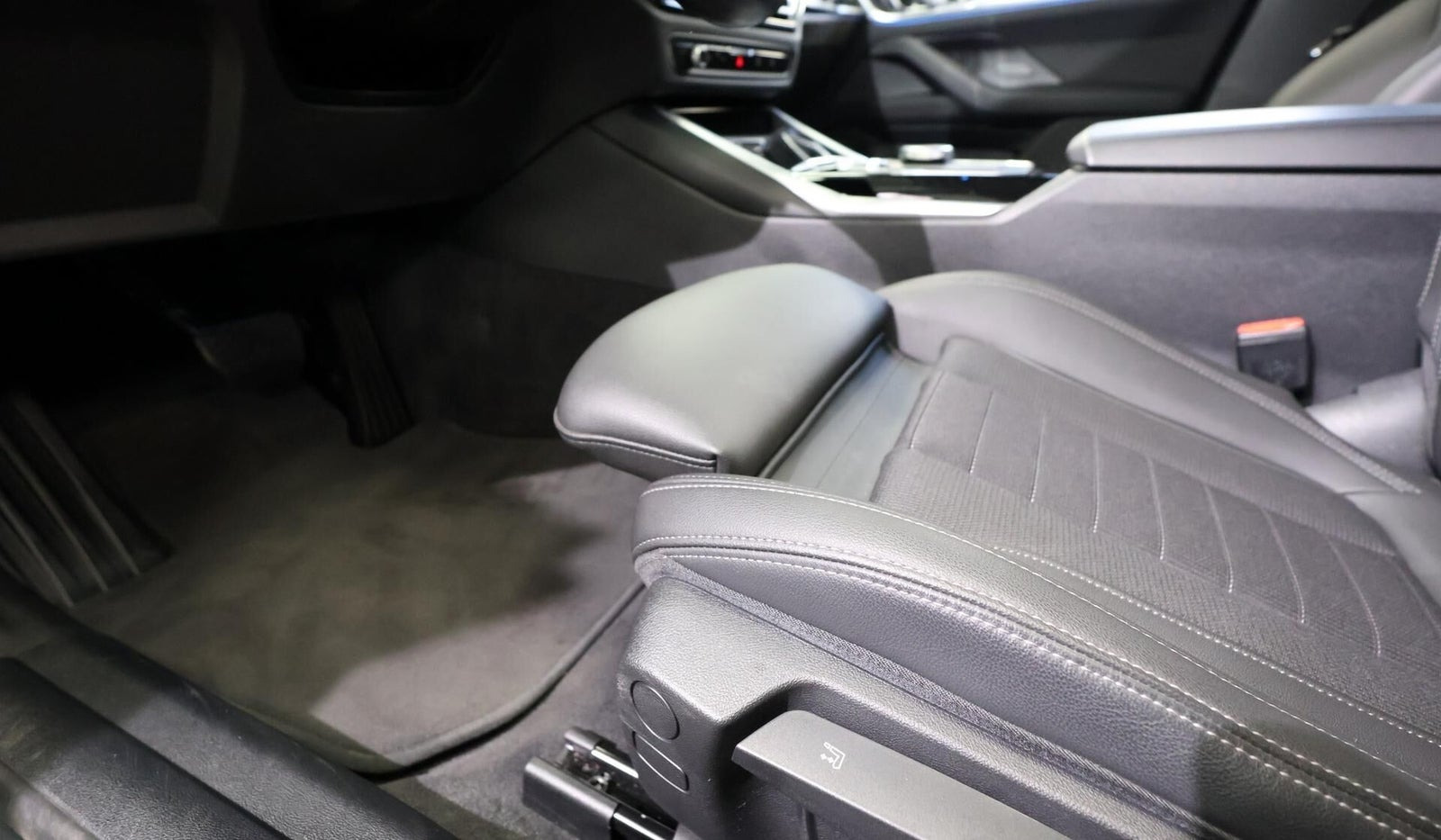 Sort BMW i4 fra 2023