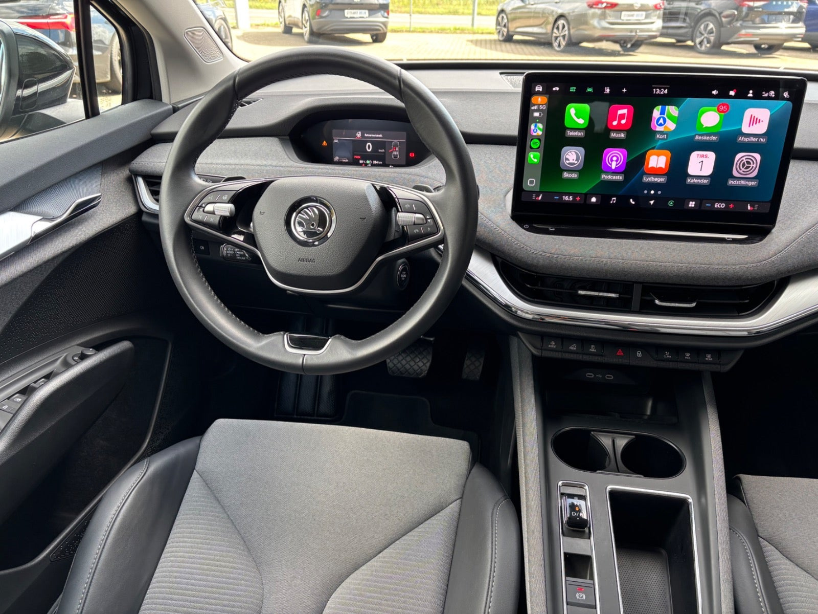 Sort Skoda Enyaq fra 2025