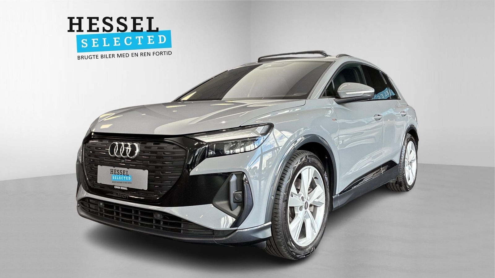 Grå Audi Q4 e-tron fra 2022 set udefra