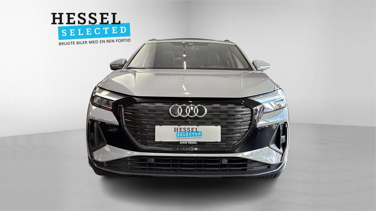 Grå Audi Q4 e-tron fra 2022