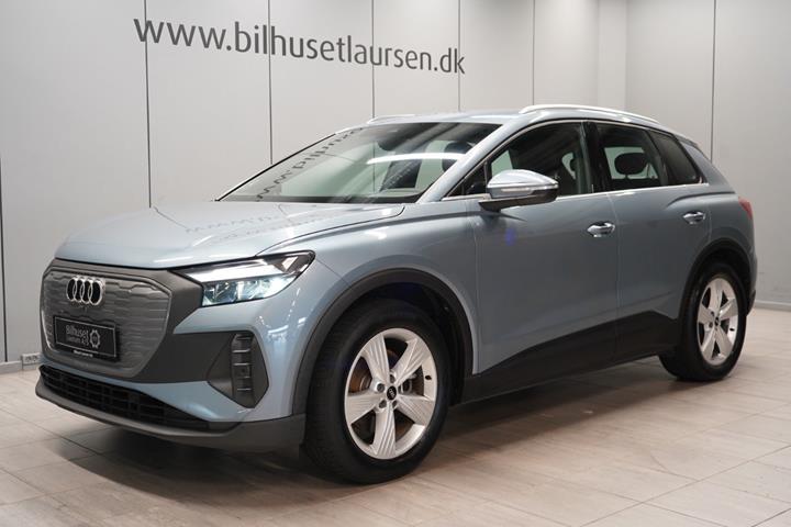 Blå Audi Q4 e-tron fra 2022