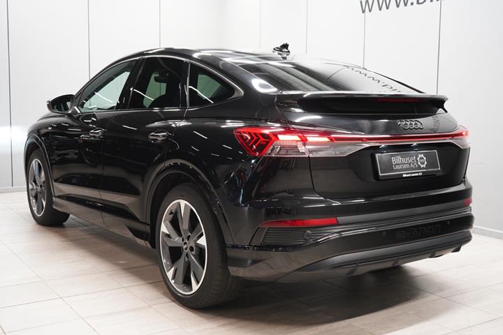 Sort Audi Q4 e-tron fra 2022