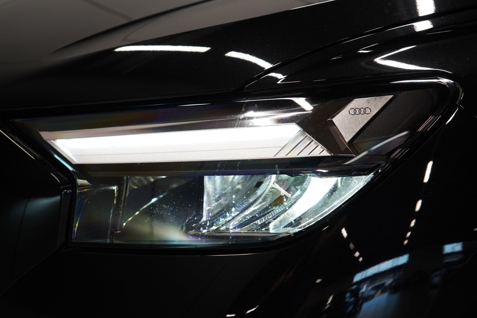 Sort Audi Q4 e-tron fra 2022