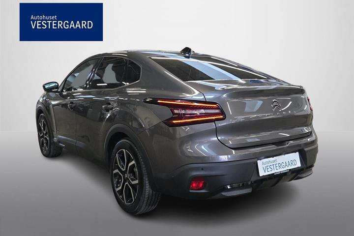 Grå Citroën ë-C4 X fra 2023