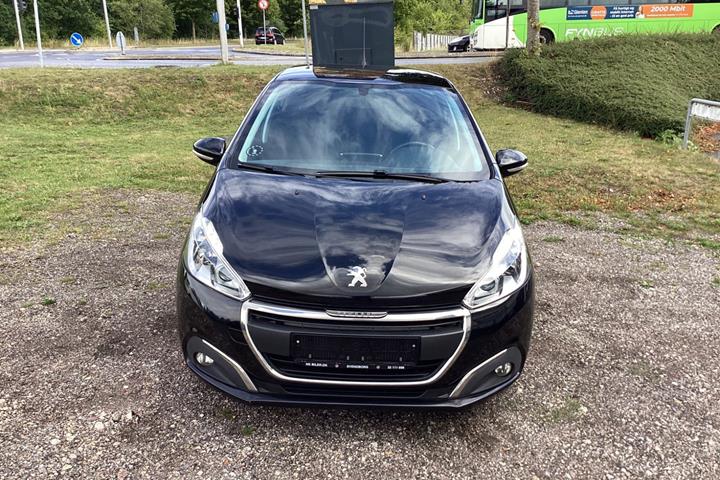 undefined Peugeot 208 fra 2016