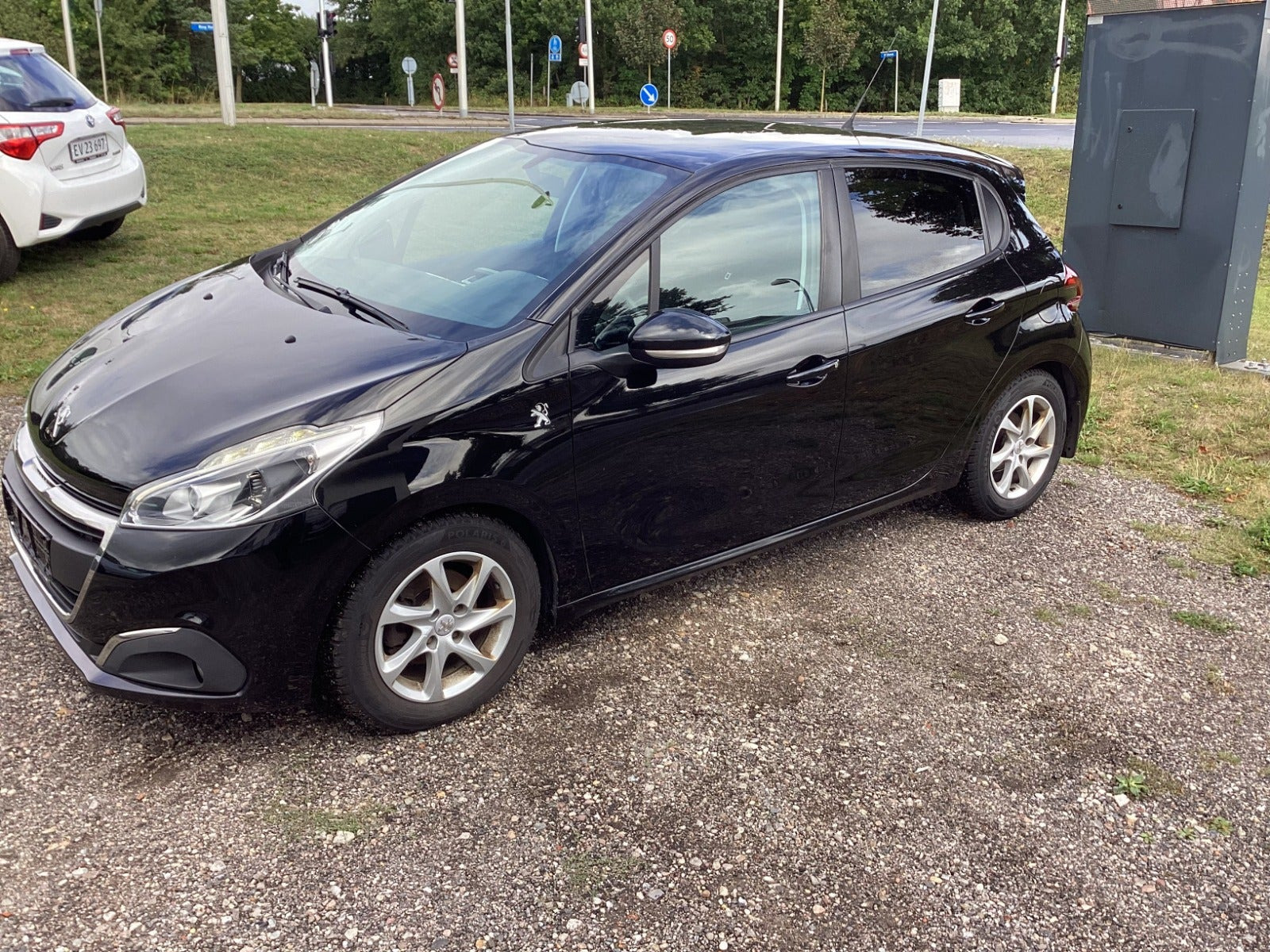 undefined Peugeot 208 fra 2016