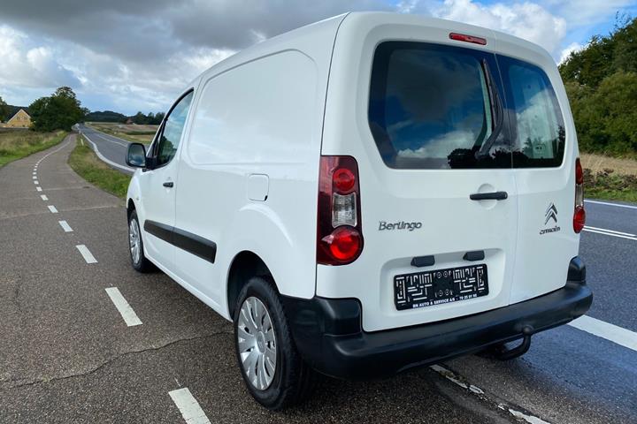 Hvid Citroën Berlingo fra 2015