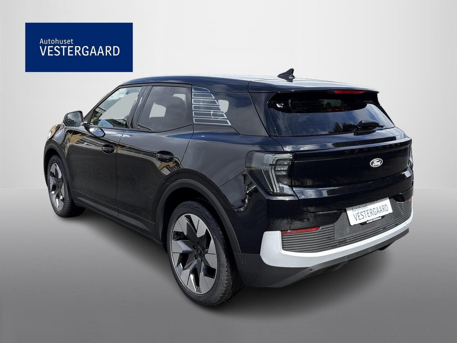 Sort Ford Explorer fra 2025